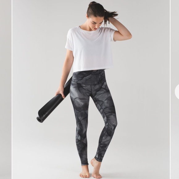 Lululemon Wunder Under Pant (Hi-Rise) Midnight Tulle Multi Black Sz 2‎ - Picture 5 of 11